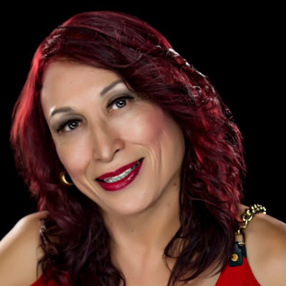 Meet your Posher, Sandra - Picture 1 of 1